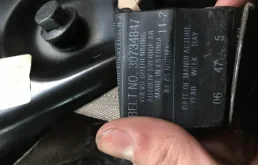 Ремень безопасности передний правый для Volvo S80 2007 года на фотографиях