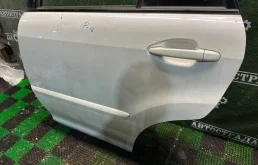 Дверь задняя левая для Lexus RX 2004 года на фотографиях