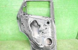 Двери для Nissan Juke 2010 года на фотографиях