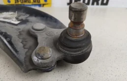 Рычаг передний правый нижний для Kia Sportage на фотографиях