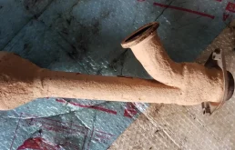 Катализатор правый для Toyota Land Cruiser Prado 2021 года на фотографиях