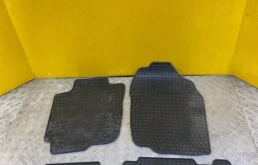 оригинальные резиновые салонные коврики для Toyota RAV4 XA30 2005-2012