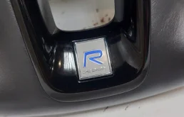 Руль для Volvo XC90 2016 года на фотографиях