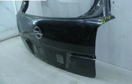 Дверь багажника для Opel Astra 2005 года на фотографиях