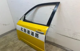 Дверь передняя левая для Subaru Forester 2012 года на фотографиях