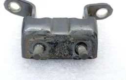 Петля двери задняя правая верхняя для Nissan Qashqai на фотографиях