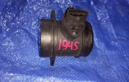 Датчик массового расхода воздуха для Volvo XC90 2004 года на фотографиях