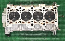 ГБЦ для Audi A4 2005 года на фотографиях