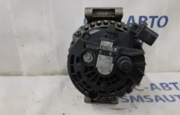 Генератор для Mercedes-Benz C class 2010 года на фотографиях