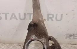 Кулак поворотный правый для Porsche Macan на фотографиях