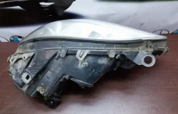 Фара левая для Mercedes-Benz M class 2007 года на фотографиях