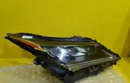 Фары для Lexus RX 2022 года на фотографиях