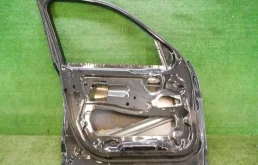 Дверь передняя левая для BMW X3 2012 года на фотографиях