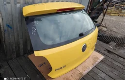 Дверь багажника для Volkswagen Polo 2014 года на фотографиях