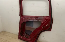 Дверь задняя правая для Volkswagen Tiguan 2014 года на фотографиях