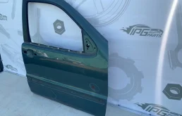 Дверь передняя правая для Mercedes-Benz M class 2000 года на фотографиях