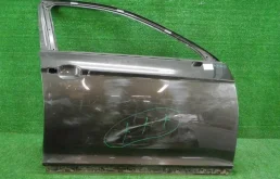 Дверь передняя правая для Volkswagen Passat 2018 года на фотографиях