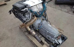 Двигатель для Mercedes-Benz C class 2018 года на фотографиях