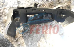 Бампер передний для Nissan X-Trail 2006 года на фотографиях