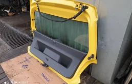 Дверь багажника для Volkswagen Polo 2014 года на фотографиях