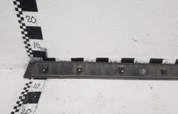 Молдинг двери передний правый для Nissan X-Trail 2014 года на фотографиях