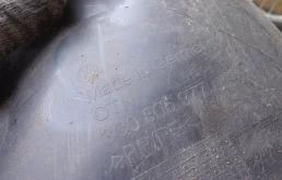 Подкрылок передний левый для Volkswagen Passat 2010 года на фотографиях