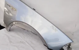 Крыло правое для BMW X3 2009 года на фотографиях