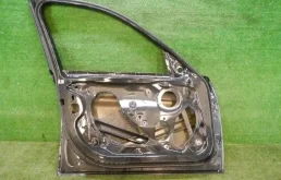 Дверь передняя левая для BMW 3er 2011 года на фотографиях