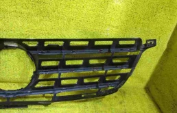 Решетка радиатора для Mercedes-Benz M class 2014 года на фотографиях