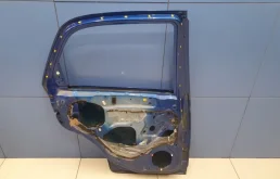 Дверь задняя левая для Suzuki SX4 2009 года на фотографиях