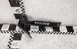 Петля капота левая для Volkswagen Tiguan 2014 года на фотографиях