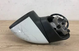 Зеркало заднего вида (в салоне) для Volkswagen Touareg 2013 года на фотографиях