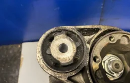 Редуктор переднего моста для Volkswagen Touareg 2002 года на фотографиях