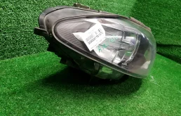 Фара правая для BMW 5er 2010 года на фотографиях