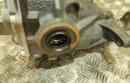 Редуктор заднего моста для BMW 1er 2015 года на фотографиях