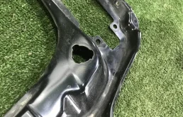 Панель радиатора (телевизор) для BMW 1er 2014 года на фотографиях