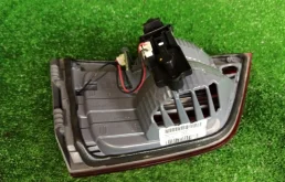 Фонарь внутренний правый для BMW X3 2014 года на фотографиях