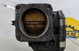 Дроссельная заслонка для Volvo XC90 2013 года на фотографиях