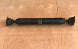 Карданный вал задний для Mitsubishi Pajero 2014 года на фотографиях