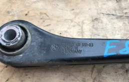 Рычаг передний правый нижний для BMW X3 2004 года на фотографиях