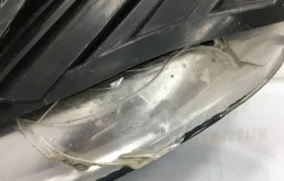 Фара ксенон левая для Skoda Octavia 2010 года на фотографиях