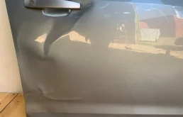 Дверь передняя правая для Opel Astra 2015 года на фотографиях