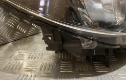 Фара ксенон левая для Mazda CX 5 2013 года на фотографиях