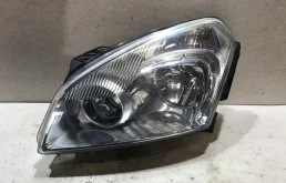 Фара левая для Nissan Qashqai 2011 года на фотографиях
