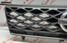 Решетка радиатора для Nissan X-Trail 2001 года на фотографиях