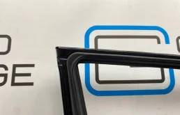 Дверь передняя левая для Mercedes-Benz C class 1996 года на фотографиях