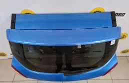 Дверь багажника для Ford Kuga 2012 года на фотографиях