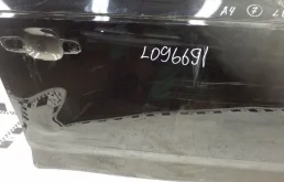 Дверь передняя правая для Audi A4 2016 года на фотографиях