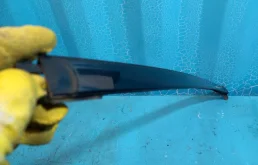 Стекла и зеркала для Mercedes-Benz C class 2009 года на фотографиях