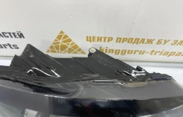 Фара правая для Volkswagen Polo 2013 года на фотографиях